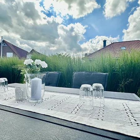 Haus Emmi - Hooksiel Vakantiehuis Schillig